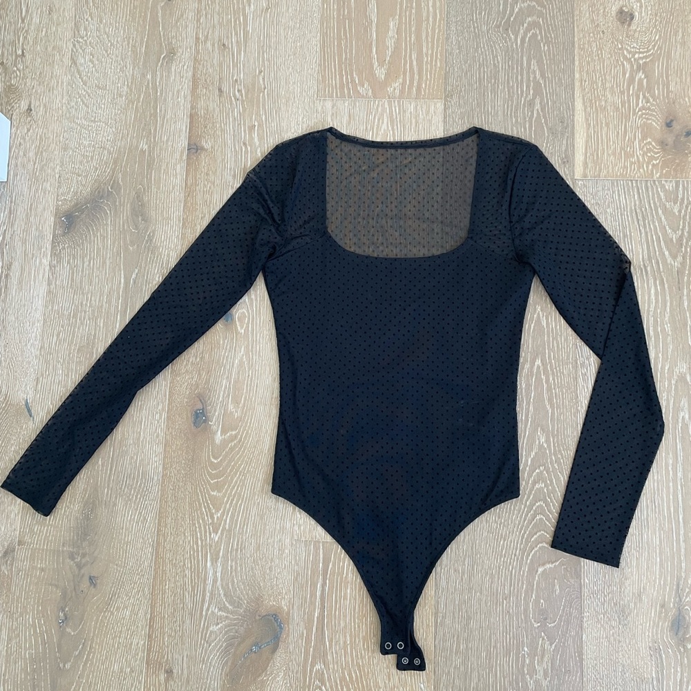 Abercrombie Mesh Sleeve w/ Dot Black Bodysuit - S